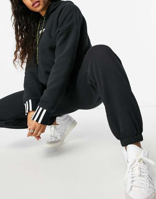adidas Originals – Cosy Comfort – Czarne joggersy ze ściągaczami