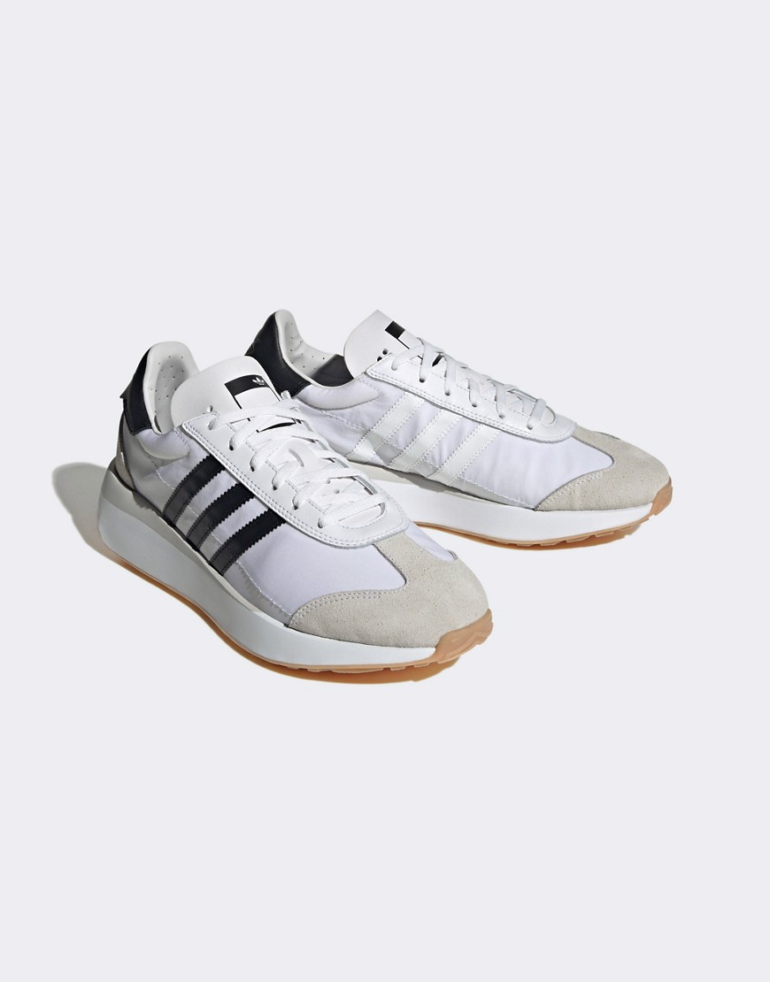adidas Originals Country XLG trainers in white