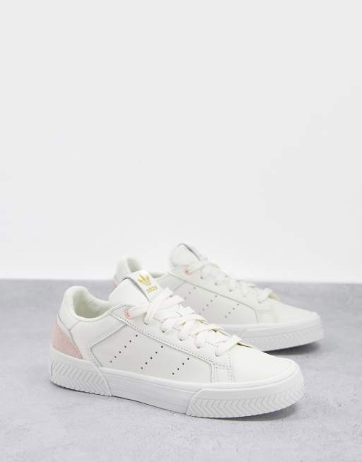 adidas originals court tourino trainers in triple white