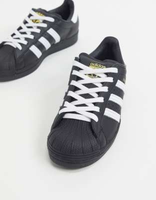 adidas nere senza lacci