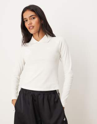 adidas Originals - Crest - Langärmliges Shirt in Wollweiß