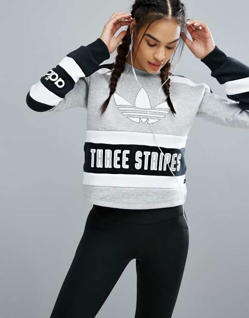 Adidas 2025 pullover cropped