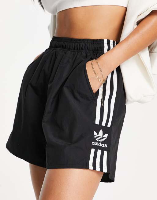 adidas Originals – Czarne szorty oversize z trzema paskami 