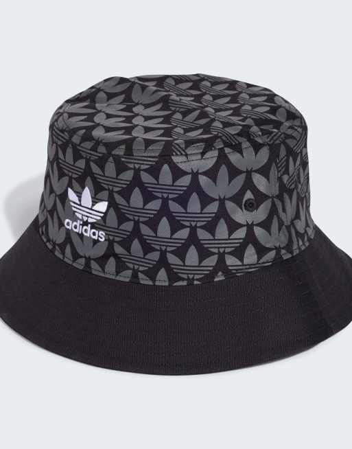 adidas Originals – Czarny kapelusz typu bucket ze wzorem z monogramem
