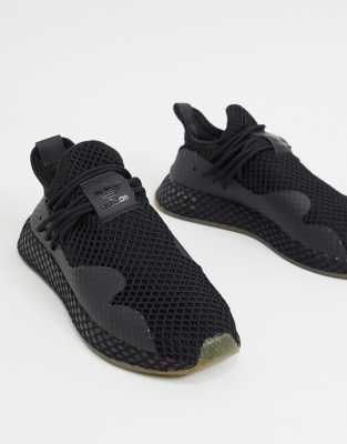 deerupt trainers black
