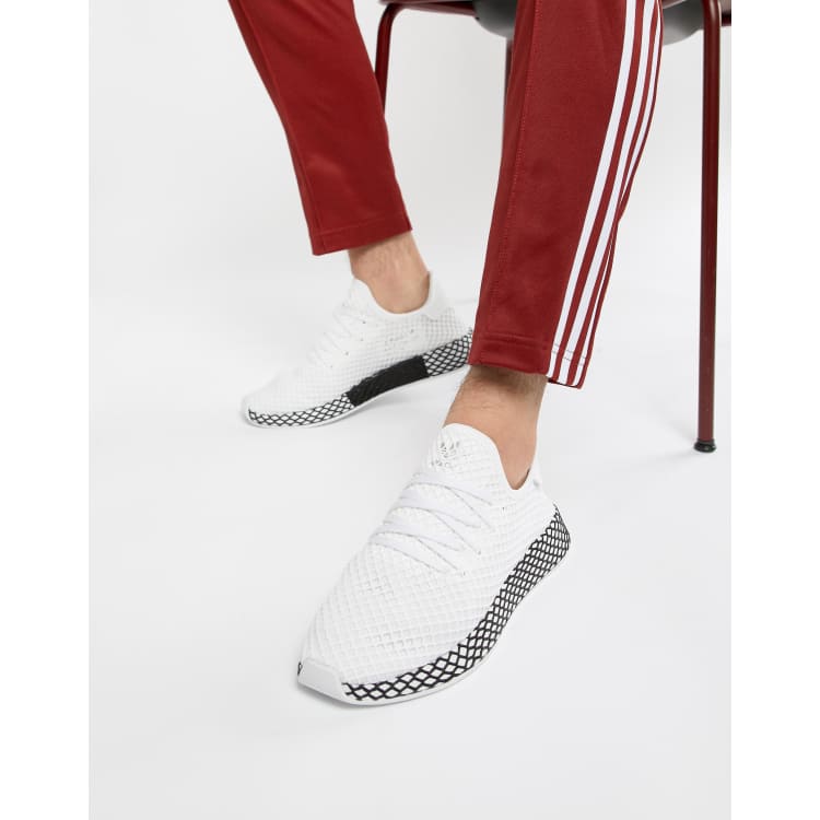 Adidas originals 2025 deerupt white