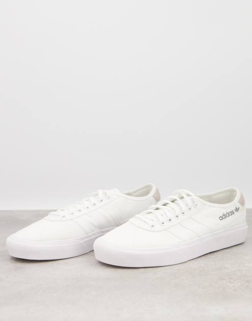delpala trainers