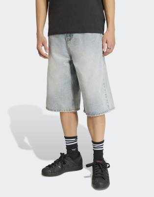 adidas Originals Denim shorts in indigo denim-Blue