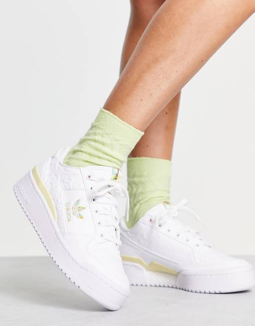 adidas Originals – Disney Forum Bold – Vita sneakers med avtagbar kedja