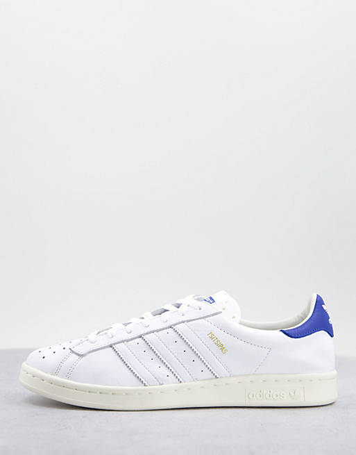 adidas Originals Earlham Tsitsipas sneakers in white with navy heel tab |  ASOS