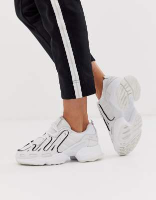 eqt gazelle blanche