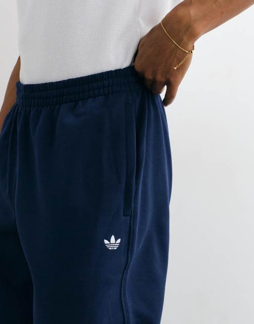 adidas Originals essential cuffed joggers in navy, 4 of 5