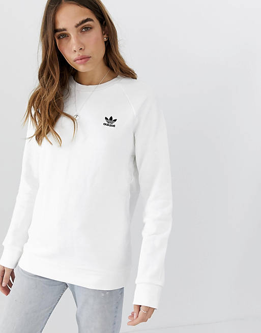 grå ophavsret afskaffe adidas Originals Essential - hvid sweatshirt med rund hals | ASOS