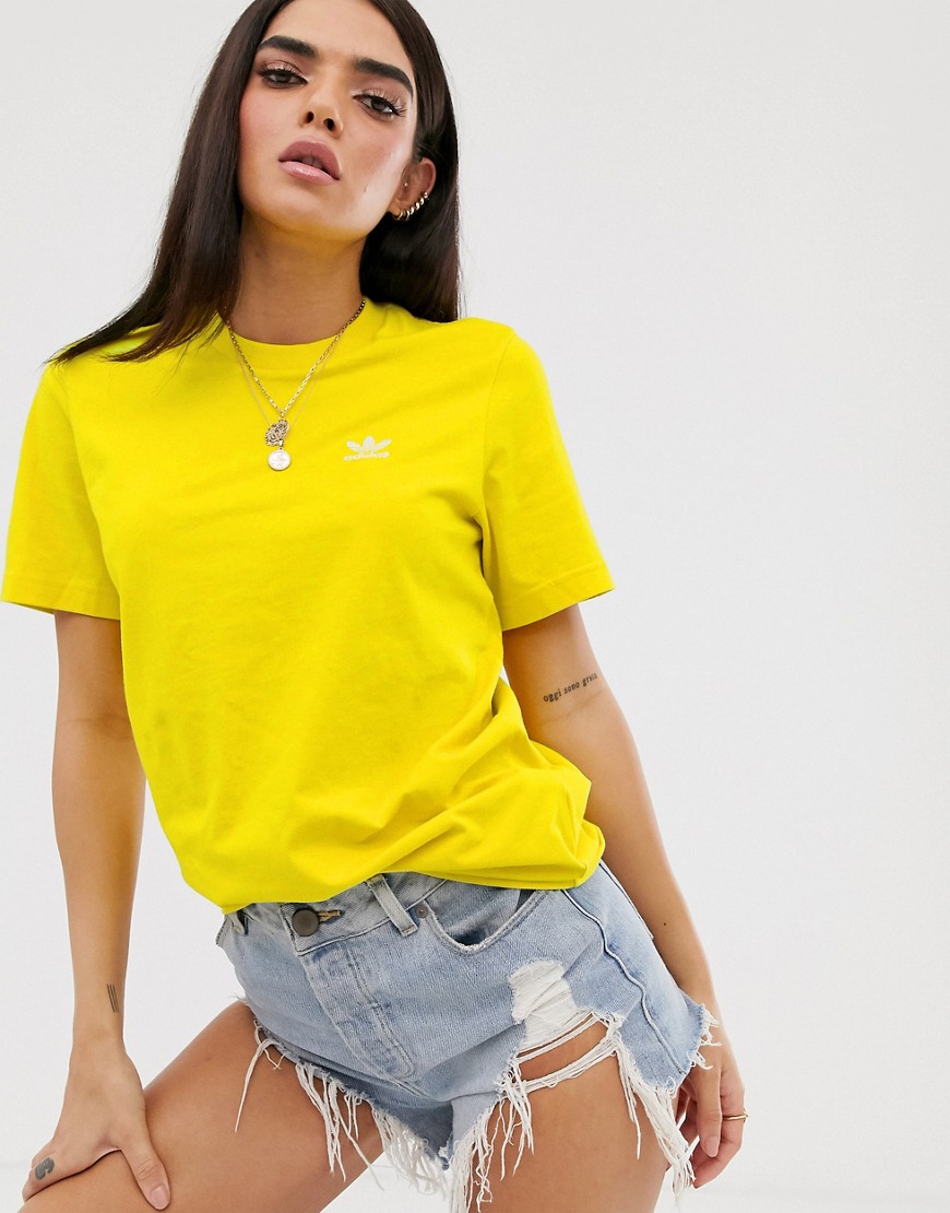 Adidas Originals Essential mini logo t-shirt in yellow
