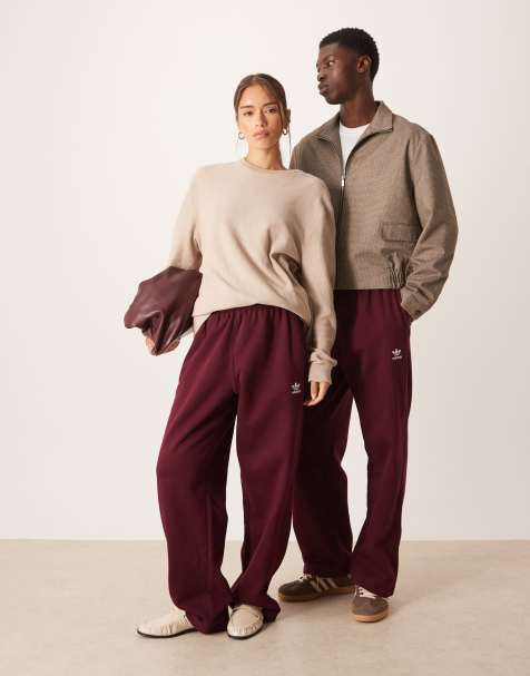 adidas Originals essential open hem joggers in burgundy - view 1