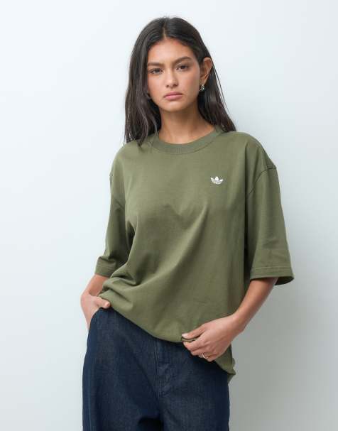 adidas Originals essential oversize t-shirt w kolorze oliwkowym - view 1