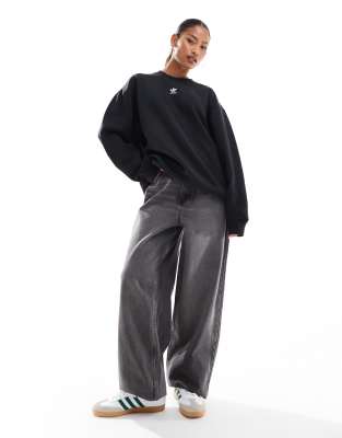 толстовка adidas Originals essential оверсайз черного цвета 9990₽