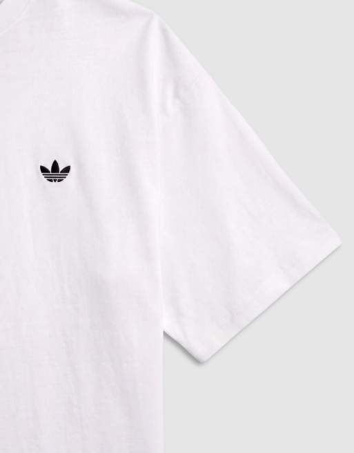 adidas Originals essential oversized t-shirt in white, 9 of 9