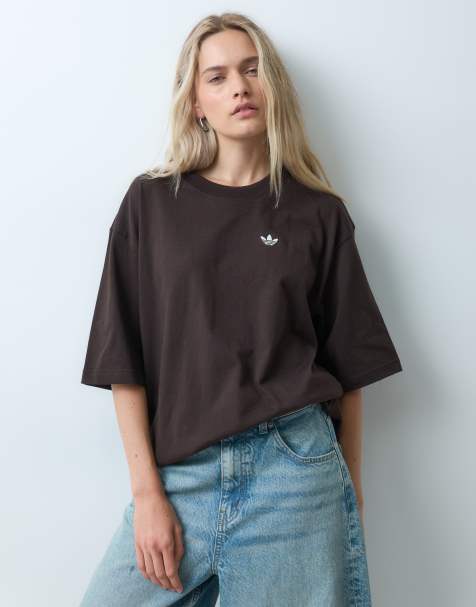 adidas Originals Essential t-shirt in dark brown - view 1
