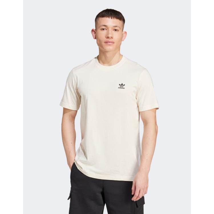 206241814-1-white?$n_750w$&wid