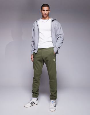 essential track pants in khaki-Green