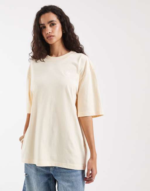 adidas Originals – Essentials – Boyfriend-T-Shirt in Warm Vanilla, 3 von 4