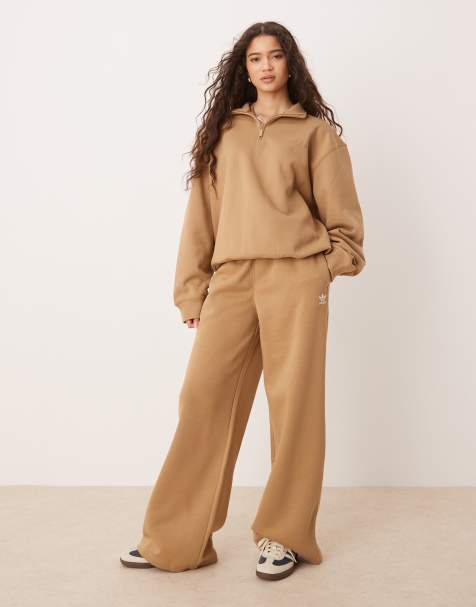 adidas Originals - Essentials - Broek van fleece met wijde pijpen in bruin - view 1