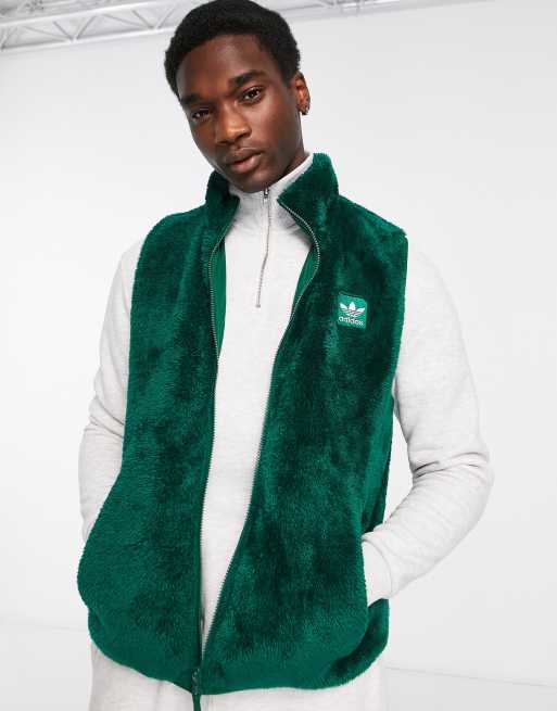 adidas Originals – Essentials+ – Ciemnozielony bezrękawnik z puszystego polaru zapinany na zamek