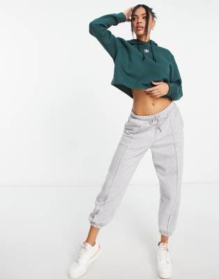 Adidas cropped outlet sweatshirt legacy green