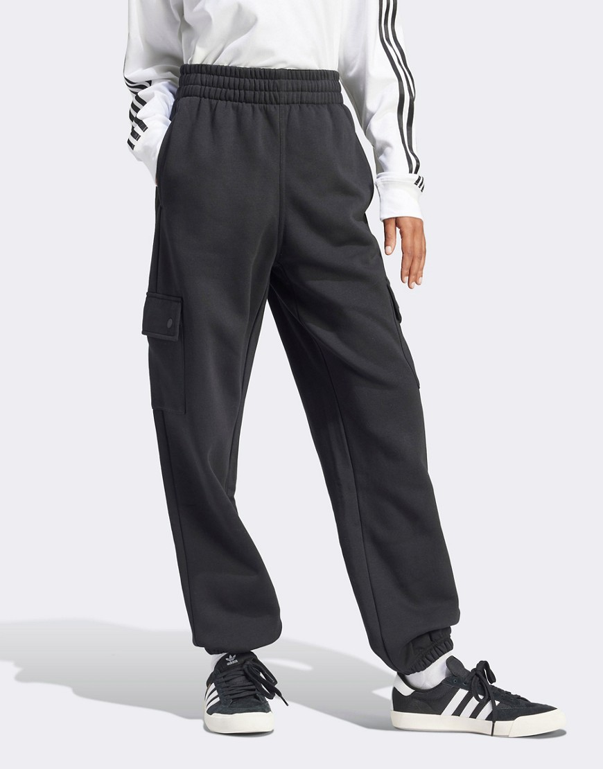 adidas Originals Essentials fleece cargo Jogger Pants in black