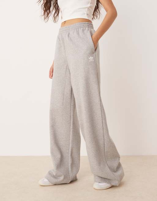 adidas Originals – Essentials – Fleece-Hose in Mittelgrau meliert mit weitem Bein, 2 von 5