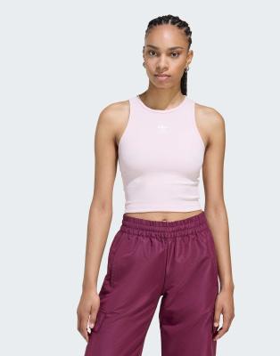 adidas Originals - Essentials - Geripptes Tanktop in Sandrosa