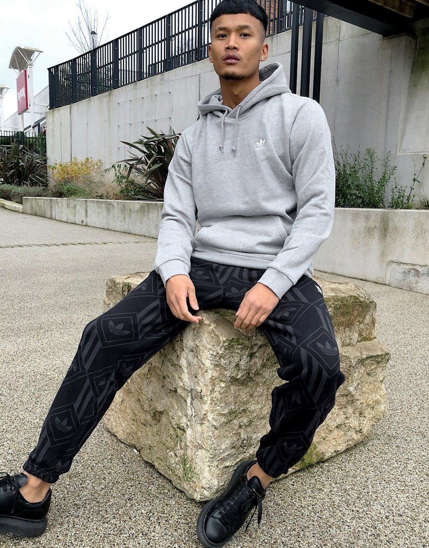 Adidas Originals essentials hoodie in gray heather with small logo-Grey