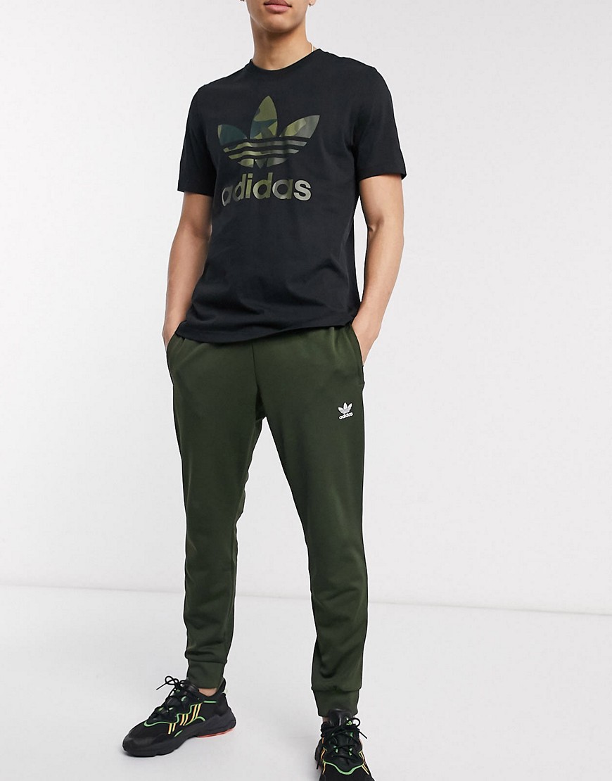Adidas Originals - Essentials - Joggers in tricot di poliestere kaki con trifoglio-Nero