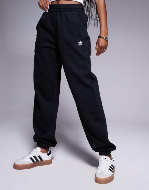 adidas Originals - Essentials - Joggingbroek in zwart - view 1