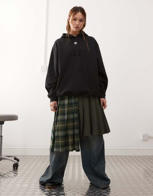 adidas Originals essentials hoodie in black