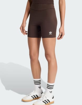 adidas Originals - Essentials - Kurze Shorts in Aurora Coffee-Brown