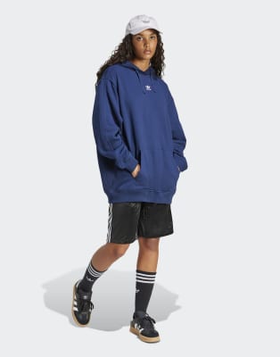 adidas Originals - Essentials - Locker sitzender Kapuzenpullover aus Frottee in Night Indigo-Blau