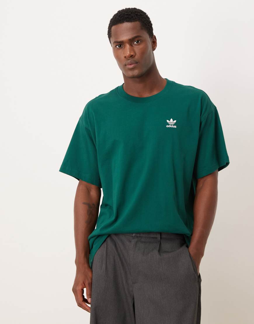 Originals - Essentials - Oversize-T-Shirt in Grün Grün M