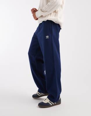 adidas Originals - Essentials - Pantalon à logo trèfle avec ourlet ouvert - Indigo nuit-Bleu