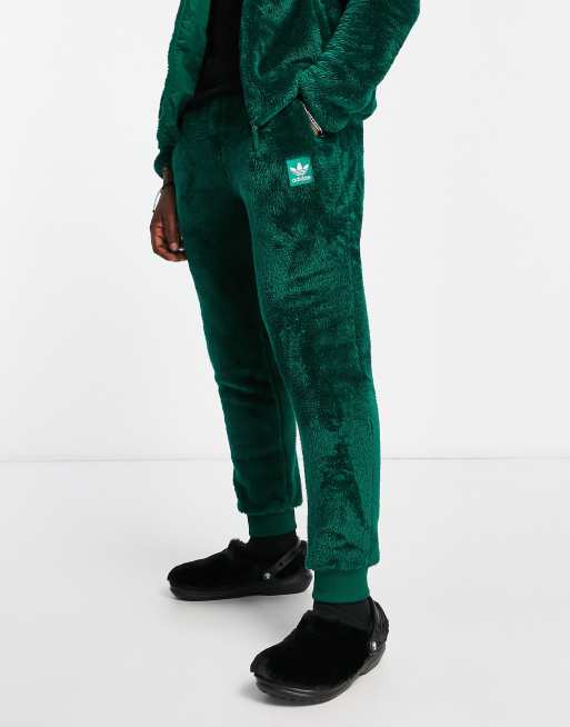 adidas Originals Essentials Pantalon de jogging duveteux Vert fonc