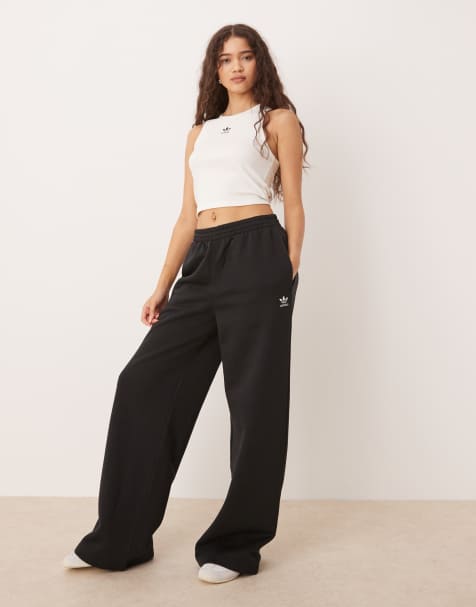 adidas Originals - Essentials - Pantaloni a fondo ampio in pile neri - view 1