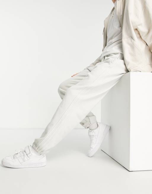 adidas Originals - Essentials Reveal - Jogger - Gris