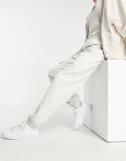 Adidas Originals Essentials Reveal Joggers Grigi Asos