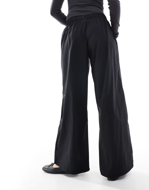 adidas Originals Essentials Ripstop Parachute Pants in black