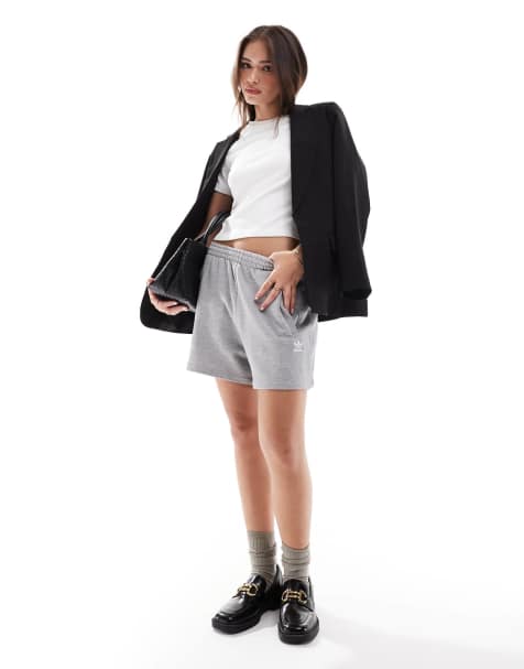 adidas Originals - Essentials - Short en jersey à logo trèfle - Gris - view 1