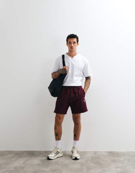 adidas Originals - Essentials - Short in bordeauxrood - view 1