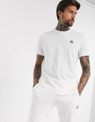 adidas Originals essentials small logo t-shirt in white