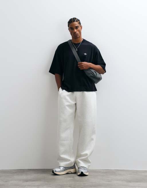 adidas Originals - Essentials - Sort oversized T-shirt, 2 af 5