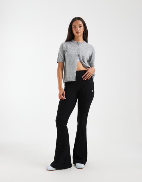 adidas Originals - Essentials - Sorte leggings med ribber og svaj - view 1
